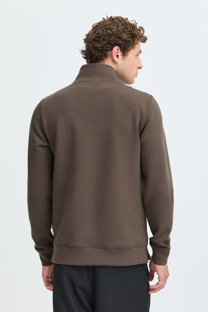 Sebastian Halfzip