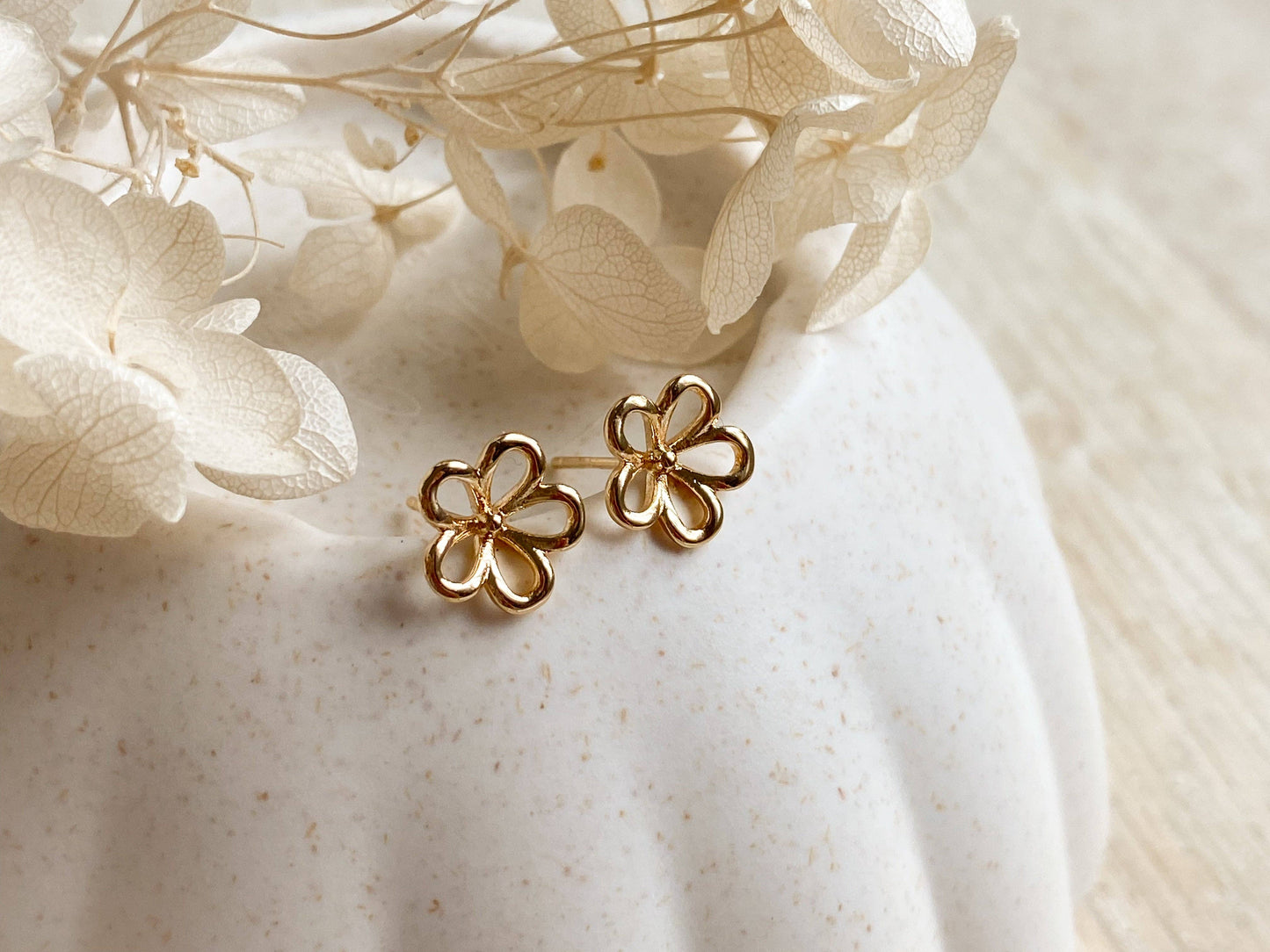Bleu Studs