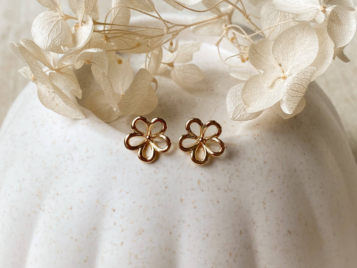 Bleu Studs