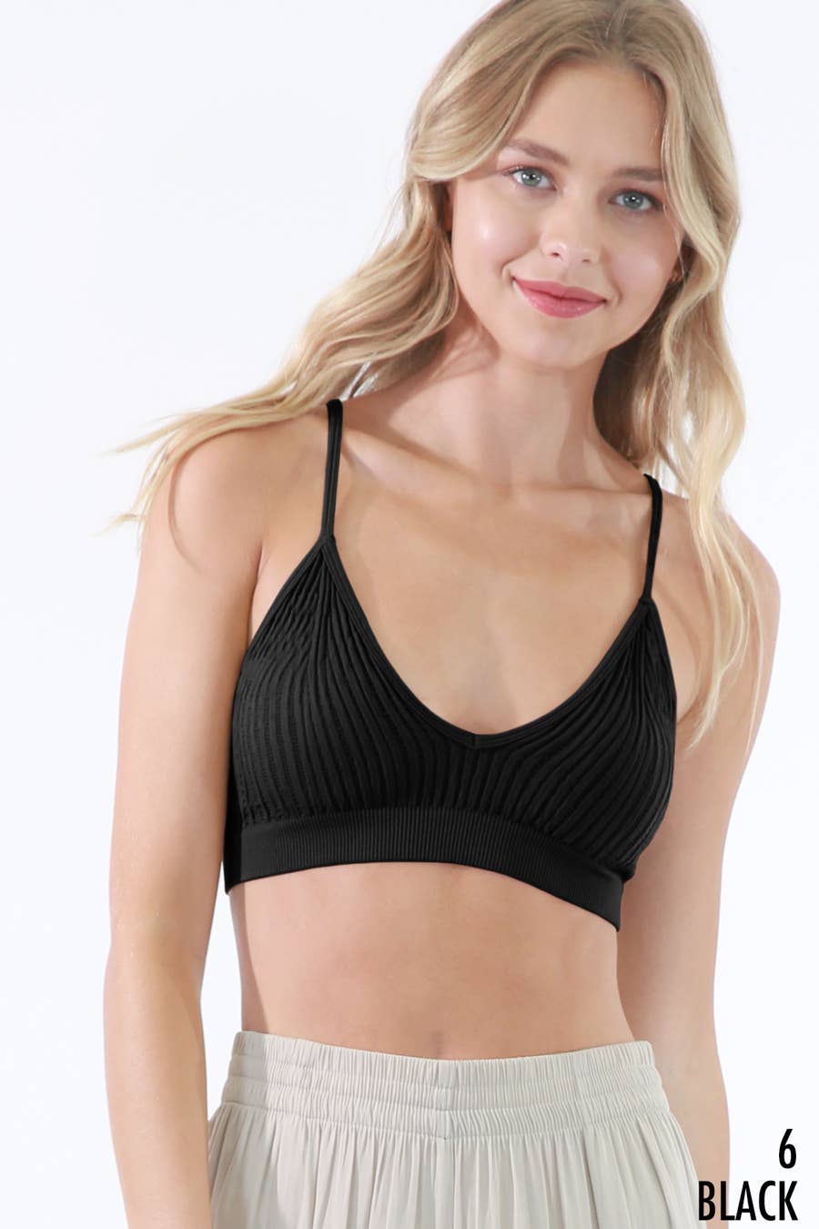 Blk Ribbed V-Neck Bralette