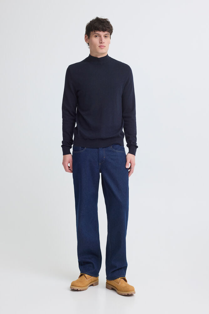 B Agge High Neck Knit