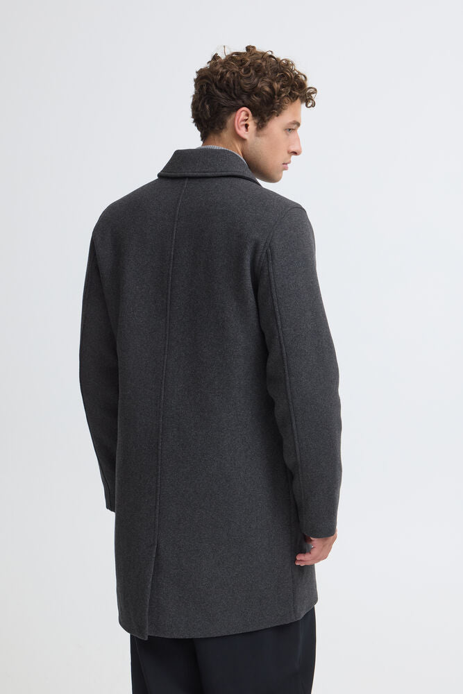Ezequiel Coat